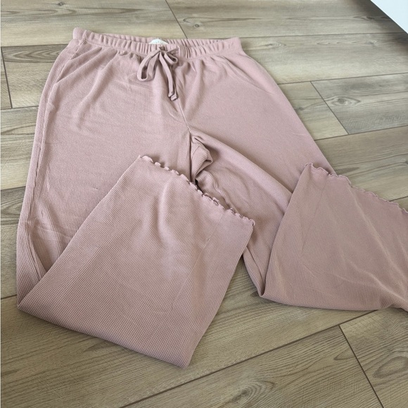 Daydream Mauve Lounge Set size large NWT - Picture 8 of 9